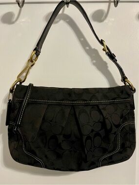 Vintage Coach SoHo Black Signature Jacquard with Gold Hardware